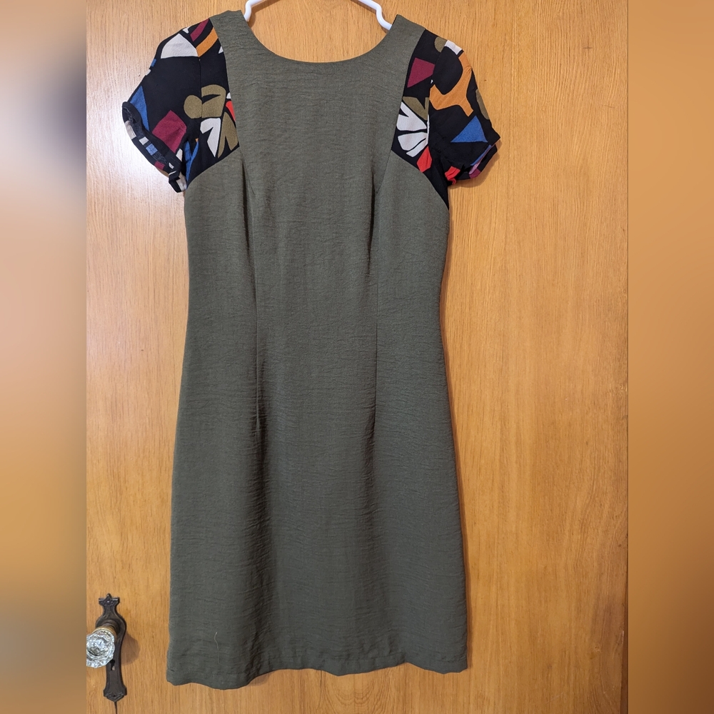 Annie50 back pattern dress - Picture 2 of 5